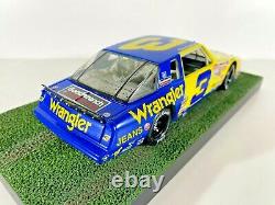 1/24 Action Dale The Movie Earnhardt Sr 1987 3 PASS IN THE GRASS RACED Areocoupe