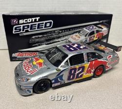 2009 Scott Speed 82 AUTO Red Bull 1/24 Lionel Action 1/1569 COT Rare No COA
