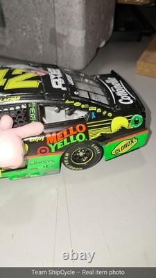 DEFECTIVE Kyle Larson 2015 Mello Yello Throwback 124 Custom Diecast W Re G3D