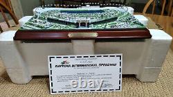 Daytona Speedway Scale Model NASCAR Authorized Great Shape! Original Box withCOA