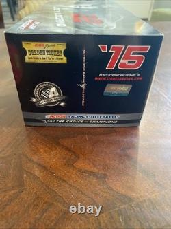 Joey Logano #22 Shell-PennzoilNASCAR 2015 Lionel Racing 124 Diecast Ford Fusion