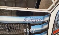 Kenny Wallace NASCAR Race Used Sheetmetal Nose Bumper #22 Autozone Autographed