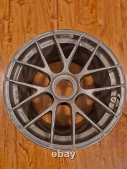 Kyle Larson #5 Race Used Tire Rim Wheel HMS NASCAR Hendrickcars.com Hendrick