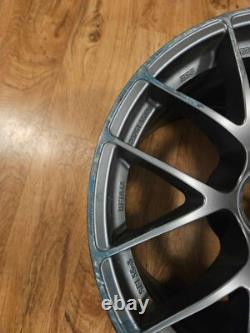 Kyle Larson #5 Race Used Tire Rim Wheel HMS NASCAR Hendrickcars.com Hendrick