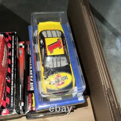 Nascar action diecast 1/24 Lot Of 14 Cars Racing Champions