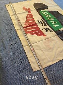 RARE Harry Gant SKOAL BANDIT 30x39 Double-Sided MASCOT Racing Flag Pre-Owned