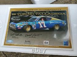 University Of Racing Legends David Pearson Signed 1969 Torino #17 124 Race Car