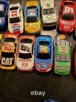 Vintage Tyco Lifelike Nascar Stocker Slot Cars & Afx Case Racing Running. L@@k