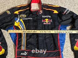 2007 Red Bull Racing NASCAR Nextel Cup Series Combinaison de course utilisée par l'équipe de stand PUMA