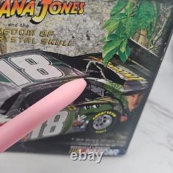 2008 NASCAR Racing Kyle Busch #18 M&Ms Indiana Jones Camry 1/24 Diecast DÉFECTUEUX