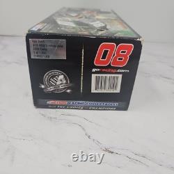 2008 NASCAR Racing Kyle Busch #18 M&Ms Indiana Jones Camry 1/24 Diecast DÉFECTUEUX
