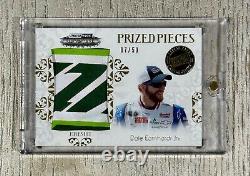 2012 Press Pass Showcase Racing Dale Earnhardt Jr. #07/50 Mountain Dew Patch<br/> <br/>2012 Pass de presse Showcase Racing Dale Earnhardt Jr. #07/50 Patch Mountain Dew