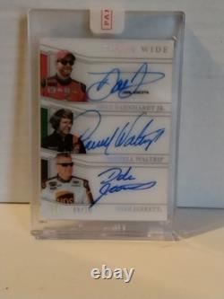 2023 Trésors Nationaux 3 Auto Large Dale Jr, DW et Dale Jarrett TWS-88. 9/10
