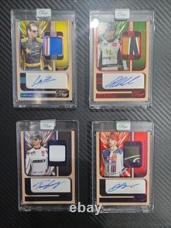 2025 Panini Turn Four Racing Lot 41 cartes (Numérotées, Reliques, Autos) NASCAR 2025 Panini Turn Four Racing Lot 41 cartes (Numérotées, Reliques, Autos) NASCAR