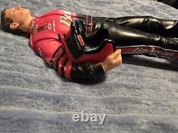 5 sur 14 jamais fabriqués 2001 Collectibles de personnage Dale Earnhardt Jr tenant un casque