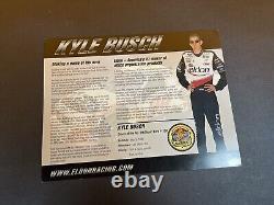 AUTOGRAPHIÉ Kyle Busch 2001 Voitures Héros Roush 99 Série de camions NASCAR RARE Jeune