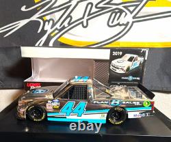 Action Racing Collectables 124 Diecast Ty Majeski #44 Silverado 2019 Autographe