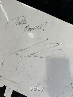 Aric Almirola #43 2012 Capot de course Nascar Smithfield autographié Utilisé