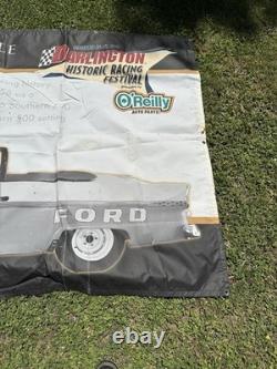 Bannière promotionnelle du Darlington Raceway NASCAR, 26-27 septembre 2009