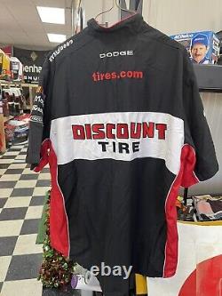 Brad Keselowski Discount Tire Nascar Course utilisée par l'équipe de stand Shirt Taille XL # 3188