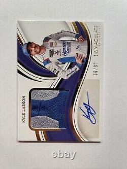 Chroniques de Kyle Larson 2023 Patch AUTO Gold immaculé 36/87 Course de NASCAR