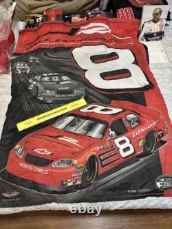 Collection Earnhardt comprenant une casquette autographe et 2 très belles vestes