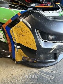 Corey LaJoie #7 2024 Iowa Hawkeyes Nascar Race Used Nose #7041	 <br/>   <br/> 



Corey LaJoie #7 2024 Iowa Hawkeyes Nascar Course Utilisé Nez #7041