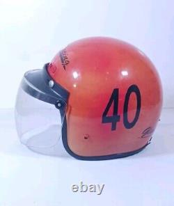 Costume de course vintage des pilotes NASCAR de la marque Glad et casque