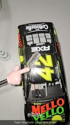DEFECTUEUX Kyle Larson 2015 Mello Yello Throwback 124 Diecast personnalisé avec Re G3D