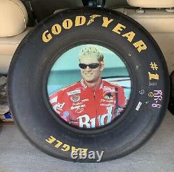 Dale Earnhardt, Jr. Nascar Winston Cup Race Utilisé Goodyear Tire Wall Hanging Rare