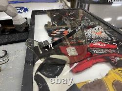 Denny Hamlin #11 2015 Casque de pilote utilisé lors de la course Nascar Fedex Joe Gibbs