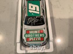 Elliott Sadler et Petty Signé 2010 Hunt Brothers Cot Diecast Personnalisé et Carte