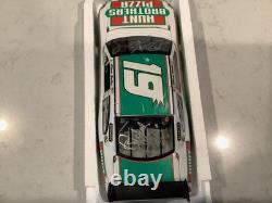 Elliott Sadler et Petty Signé 2010 Hunt Brothers Cot Diecast Personnalisé et Carte