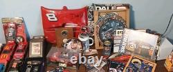 Énorme lot de souvenirs de collection vintage de Dale Earnhardt Sr. Jr + Plus de memorabilia NASCAR