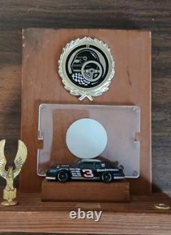 Énorme lot de souvenirs de collection vintage de Dale Earnhardt Sr. Jr + Plus de memorabilia NASCAR