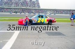 Ensemble de 39 négatifs NASCAR 35 mm, la vente aux enchères concerne 37 ensembles de négatifs du Daytona 500.