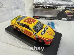 JOEY LOGANO Signé #22 SHELL PENNZOIL Victoire de Martinsville 2018 Fusion 1/409 MINT