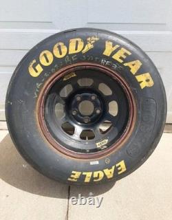 Jante RCR de Dale Earnhardt Sr. avec pneu Vintage NASCAR Veuillez lire la description