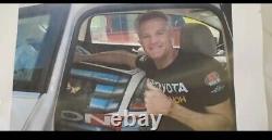 Kenny Wallace NASCAR pièce de tôle utilisée en course Bumper avant #22 Autozone dédicacée