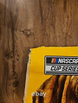 Kyle Busch #18 Panneau de Contingence Tôle 2021 Nashville Pedigree Dog NASCAR