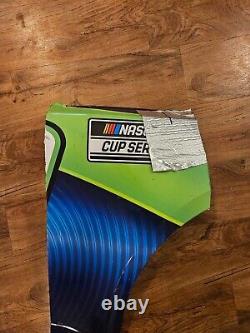 Kyle Busch #8 Panneau de Contingence Utilisé en Course en Métal de Tôle 2024 NASCAR RCR Glen