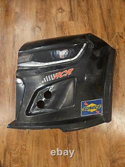 Kyle Busch #8 Panneau de coin utilisé en course RCR Feuille de métal du nez Darlington NASCAR