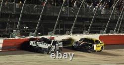 Kyle Busch #8 Panneau de coin utilisé en course RCR Feuille de métal du nez Darlington NASCAR