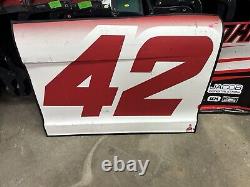 Kyle Larson #42 Panneau de porte utilisé en course Nascar Target #853