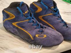 Michael Waltrip 2009 Chaussures de pilote NAPA utilisées en course signées NASCAR