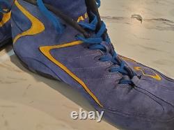 Michael Waltrip 2009 Chaussures de pilote NAPA utilisées en course signées NASCAR