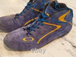 Michael Waltrip 2009 Chaussures de pilote NAPA utilisées en course signées NASCAR