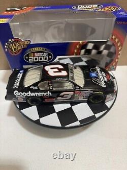 Modèle réduit en métal Diecast 124 de Dale Earnhardt #3 GM Goodwrench Winners Circle 2000 signé