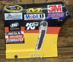 NASCAR #14 Tony Stewart 2016 Panneau de Contingence Utilisé en Course Rush Truck Centers