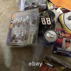 NASCAR Grand Lot de 140+ Photos de Sponsors Billets Cartes à Échanger Programmes Articles Signés